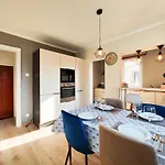 Le Repere Des Amis - 4 Pers - Proche Tram - Parking Gratuit - Babyfoot Apartment Lingolsheim