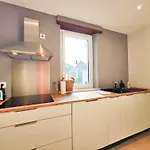 Le Repere Des Amis - 4 Pers - Proche Tram - Parking Gratuit - Babyfoot Apartment *