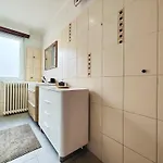 Le Repere Des Amis - 4 Pers - Proche Tram - Parking Gratuit - Babyfoot Apartment Lingolsheim