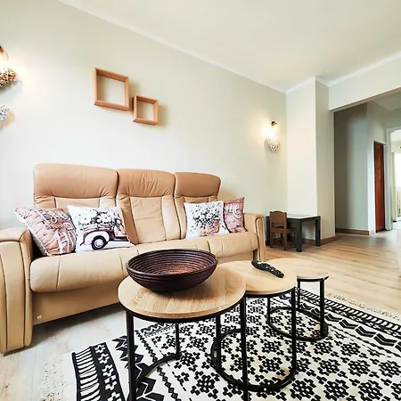 Le Repere Des Amis - 4 Pers - Proche Tram - Parking Gratuit - Babyfoot Appartement Lingolsheim