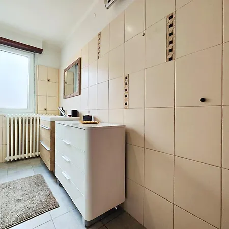 Le Repere Des Amis - 4 Pers - Proche Tram - Parking Gratuit - Babyfoot Appartement Lingolsheim