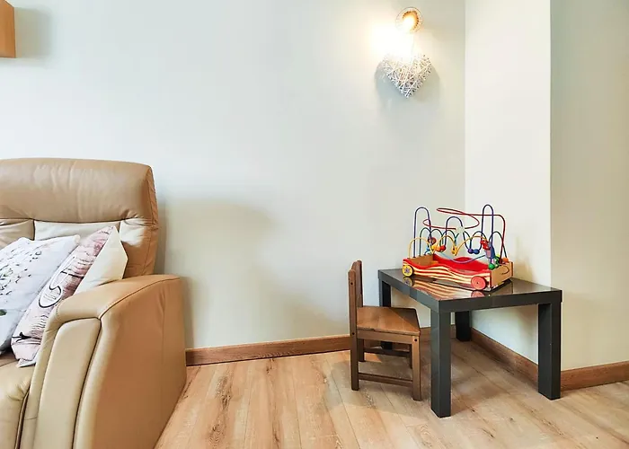 Le Repere Des Amis - 4 Pers - Proche Tram - Parking Gratuit - Babyfoot *