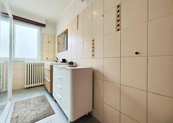 Le Repere Des Amis - 4 Pers - Proche Tram - Parking Gratuit - Babyfoot Apartamento Lingolsheim