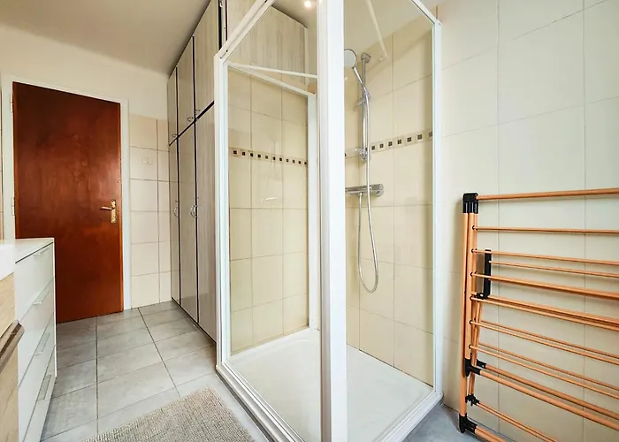 Le Repere Des Amis - 4 Pers - Proche Tram - Parking Gratuit - Babyfoot Apartamento Lingolsheim